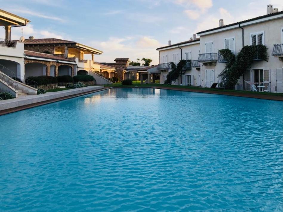 Lotus Wellness Apartment - Resort Ginestre - Palau - Sardinia エクステリア 写真