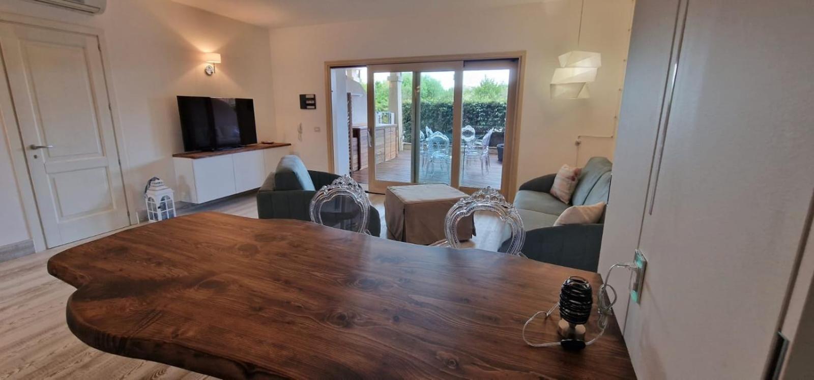 Lotus Wellness Apartment - Resort Ginestre - Palau - Sardinia エクステリア 写真