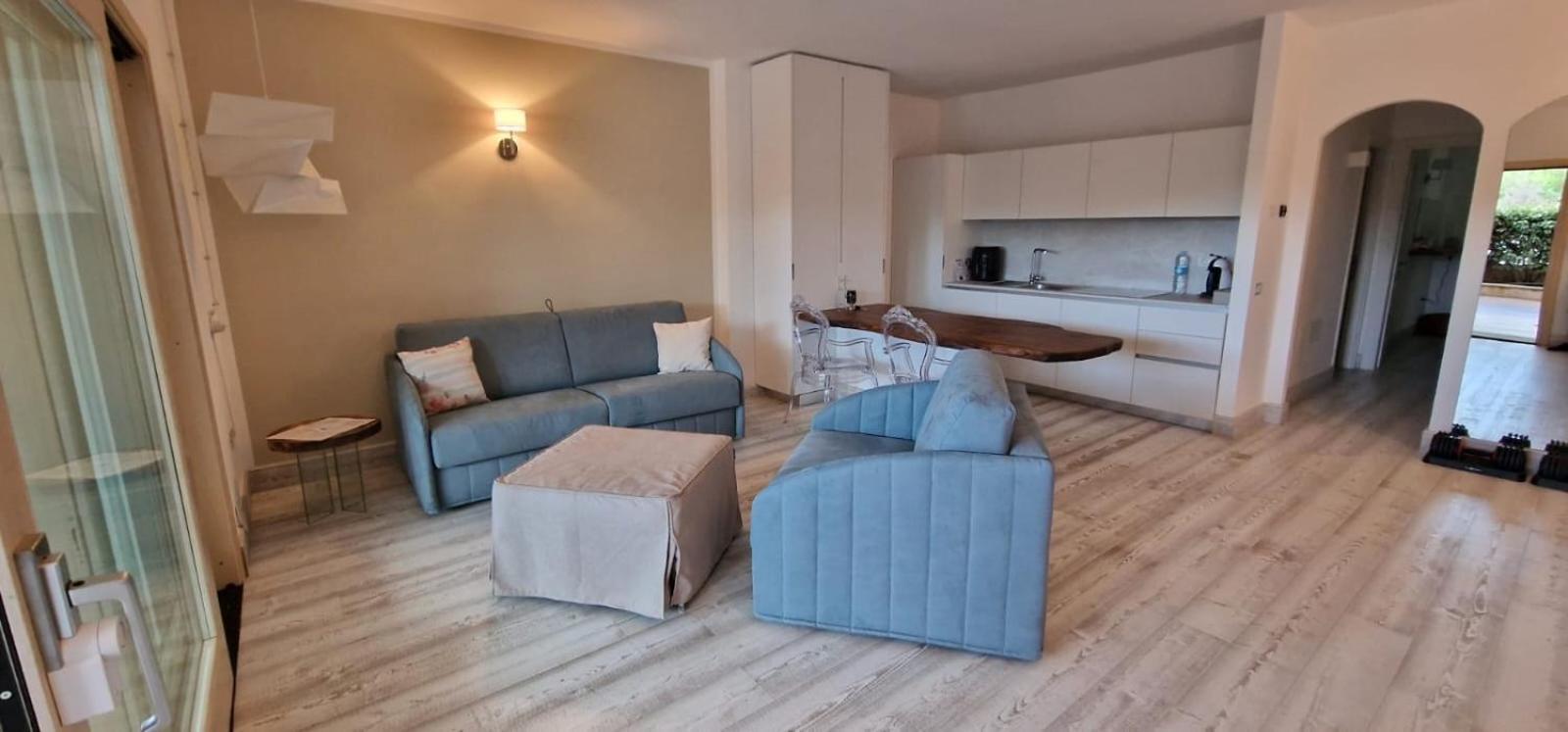 Lotus Wellness Apartment - Resort Ginestre - Palau - Sardinia エクステリア 写真