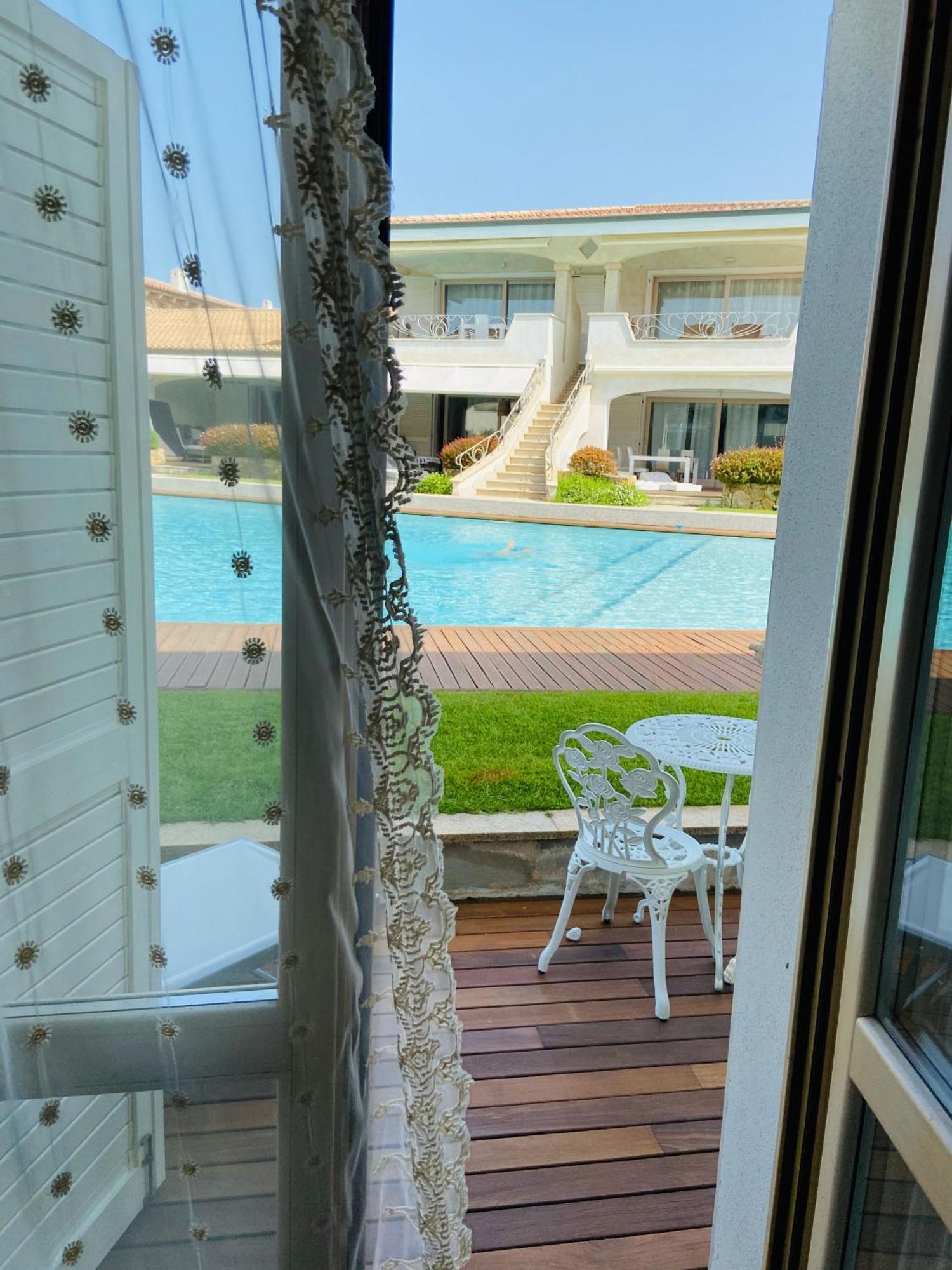 Lotus Wellness Apartment - Resort Ginestre - Palau - Sardinia エクステリア 写真