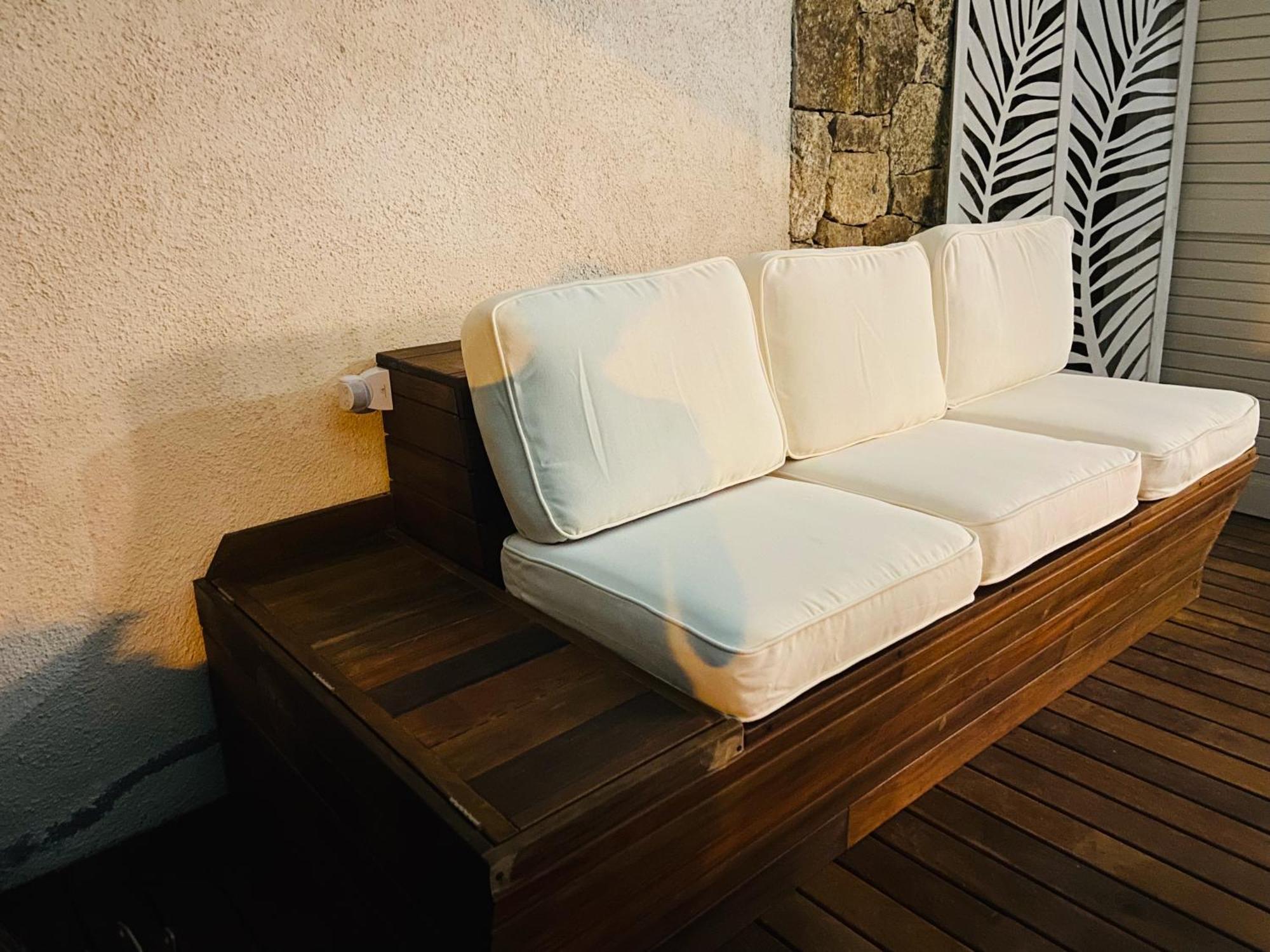 Lotus Wellness Apartment - Resort Ginestre - Palau - Sardinia エクステリア 写真