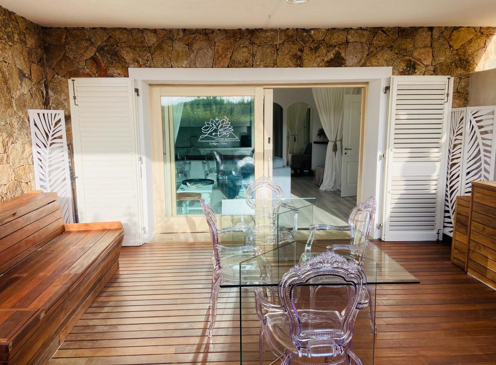 Lotus Wellness Apartment - Resort Ginestre - Palau - Sardinia エクステリア 写真